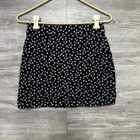 Forever21 womens floral full zip mini skirt size S‎ stretch black cream twill - Picture 2 of 8